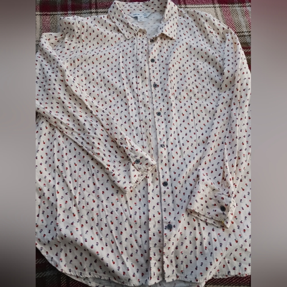 NEW! Old Navy Button Down Shirt